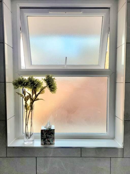 Southall Inn - Near Heathrow Екстериор снимка